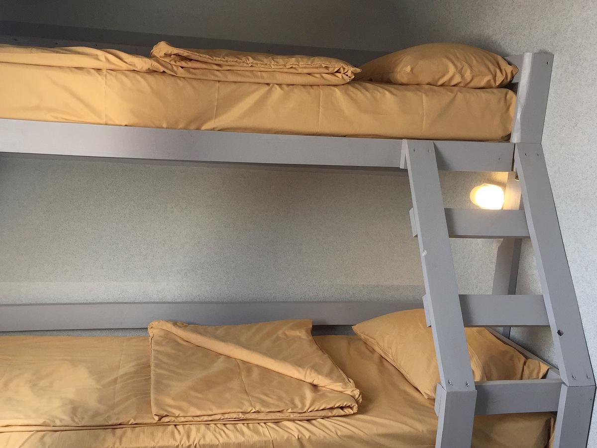 Hostel Darnitsa1 Київ Екстер'єр фото