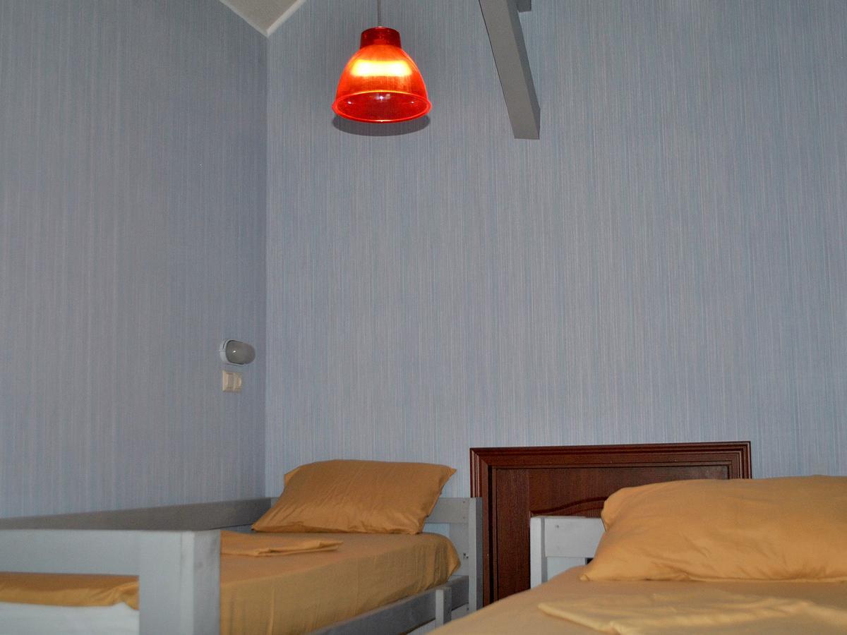 Hostel Darnitsa1 Київ Екстер'єр фото